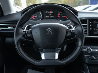 Peugeot 308 foto 10