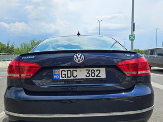 Volkswagen Passat foto 8