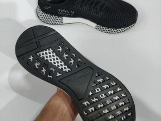 Adidas deerupt black white foto 4