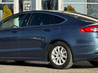 Ford Mondeo foto 4