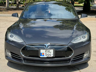 Tesla Model S foto 4