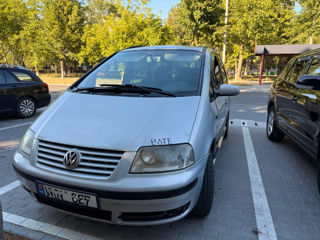 Volkswagen Sharan фото 0