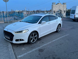 Ford Fusion foto 3