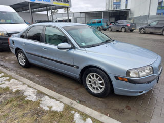 Volvo S80