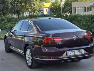 Volkswagen Passat foto 6