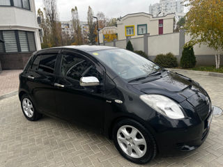 Toyota Yaris foto 4