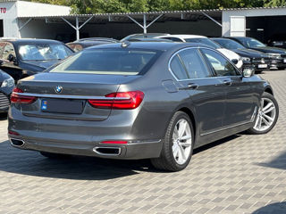 BMW 7 Series foto 3