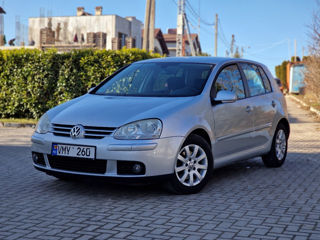 Volkswagen Golf foto 2