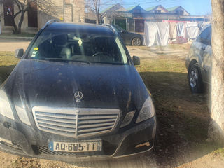 Mercedes E-Class foto 2