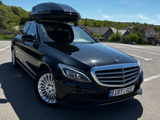 Mercedes C-Class foto 9