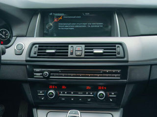 BMW 5 Series foto 15