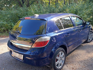 Opel Astra foto 4