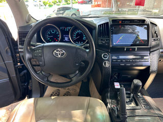 Toyota Land Cruiser foto 9