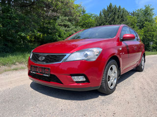 KIA Ceed foto 3