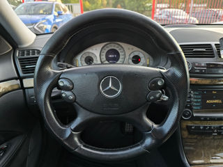 Mercedes E-Class foto 8