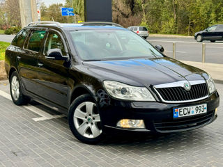 Skoda Octavia foto 2