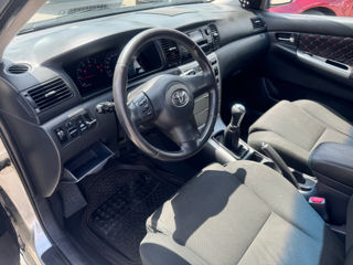 Toyota Corolla foto 8