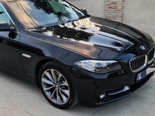 BMW 5 Series foto 3