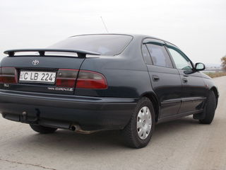 Toyota Carina foto 4