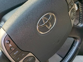 Toyota Prius foto 2