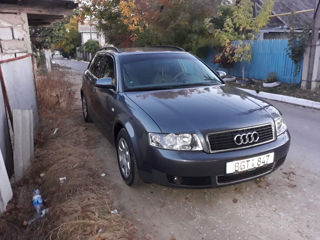 Audi A4 фото 1