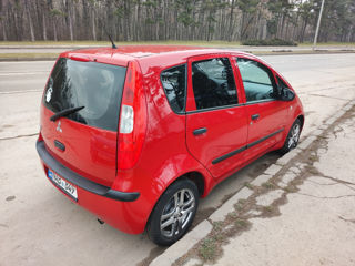 Mitsubishi Colt foto 5