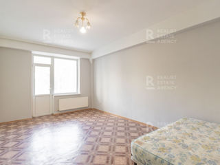 Apartament cu 2 camere, 104 m², Botanica, Chișinău foto 9