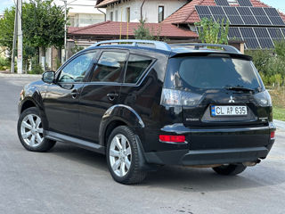 Mitsubishi Outlander foto 5