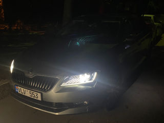 Skoda Superb foto 3