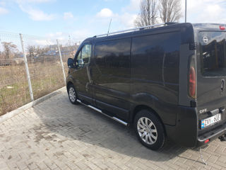 Opel Vivaro foto 9