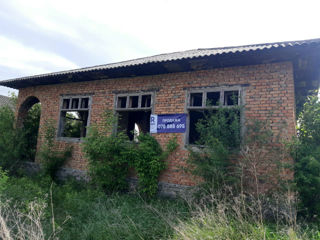 Se vinde casa, in satul Elizaveta cu teren de 0.27 ha !!! foto 4