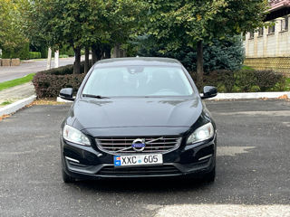 Volvo S60 foto 2