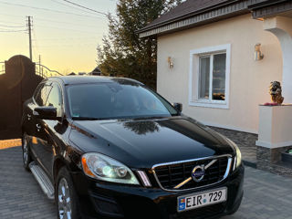 Volvo XC60 foto 2