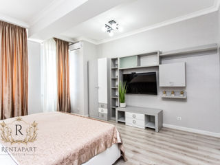 Apartament exclusiv in Centrul orașului ! foto 3