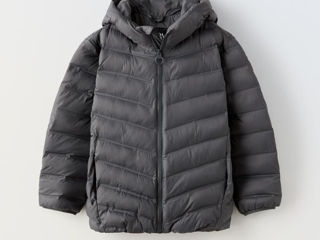 Куртка демисезон Zara (scurta, geaca), 6-7 лет(116-120cm)новая.