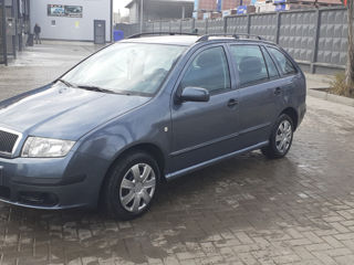 Skoda Fabia foto 3