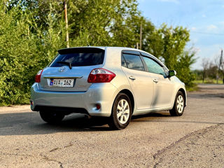 Toyota Auris foto 3