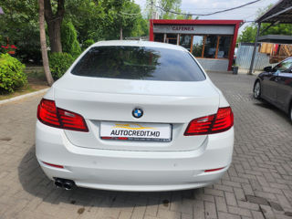 BMW 5 Series foto 17