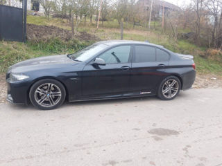 BMW 5 F10 foto 2