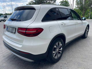 Mercedes GLC foto 6