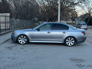 BMW 5 Series foto 8