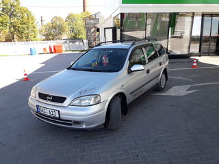 Opel Astra foto 1