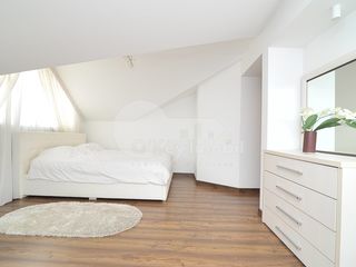 Apartament de lux cu 4 camere, Centru, 970 €. foto 3