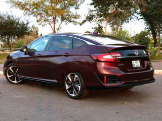 Honda Clarity foto 2