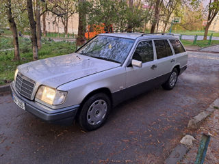 Mercedes Series (W124)