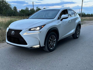 Lexus NX Series foto 1