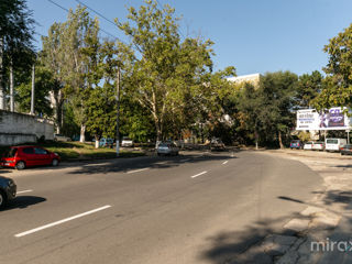 Chirie spațiu comercial pe str. Columna, Centru, Chișinău foto 17