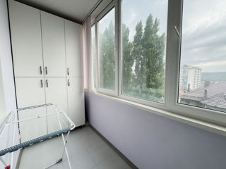 Apartament cu 3 camere, 77 m², Buiucani, Chișinău foto 5