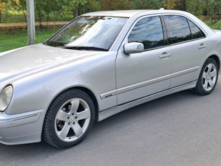 Mercedes E-Class