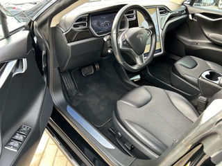 Tesla Model S foto 7